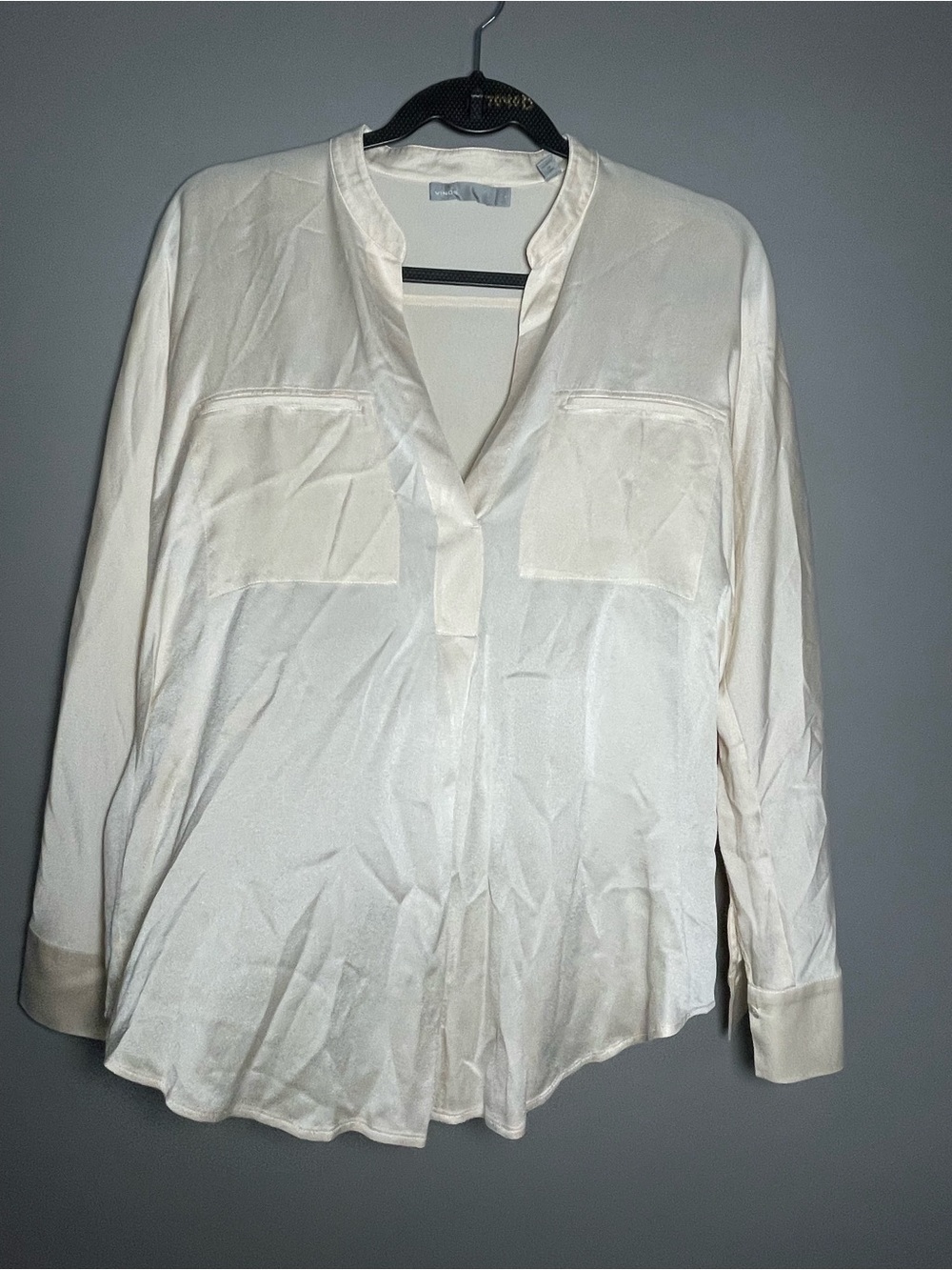 Vince 100% Silk Ivory Cream Blouse Size S/P Relaxed Fit with Pockets